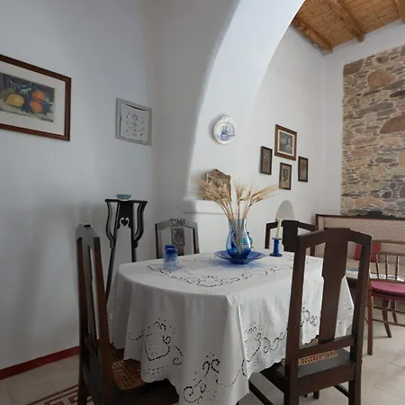 Nyaraló Marousω's μaisonette Dragulász