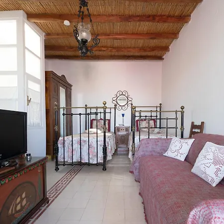 Holiday home Marousω's μaisonette